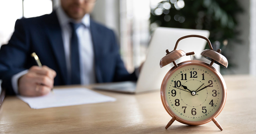 Como Calcular Horas Extras e Adicional Noturno no Holerite (Guia CLT)